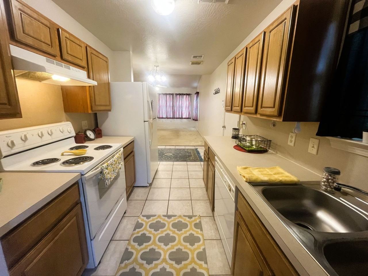 9200 Snowberry Dr - Photo 3 of 13