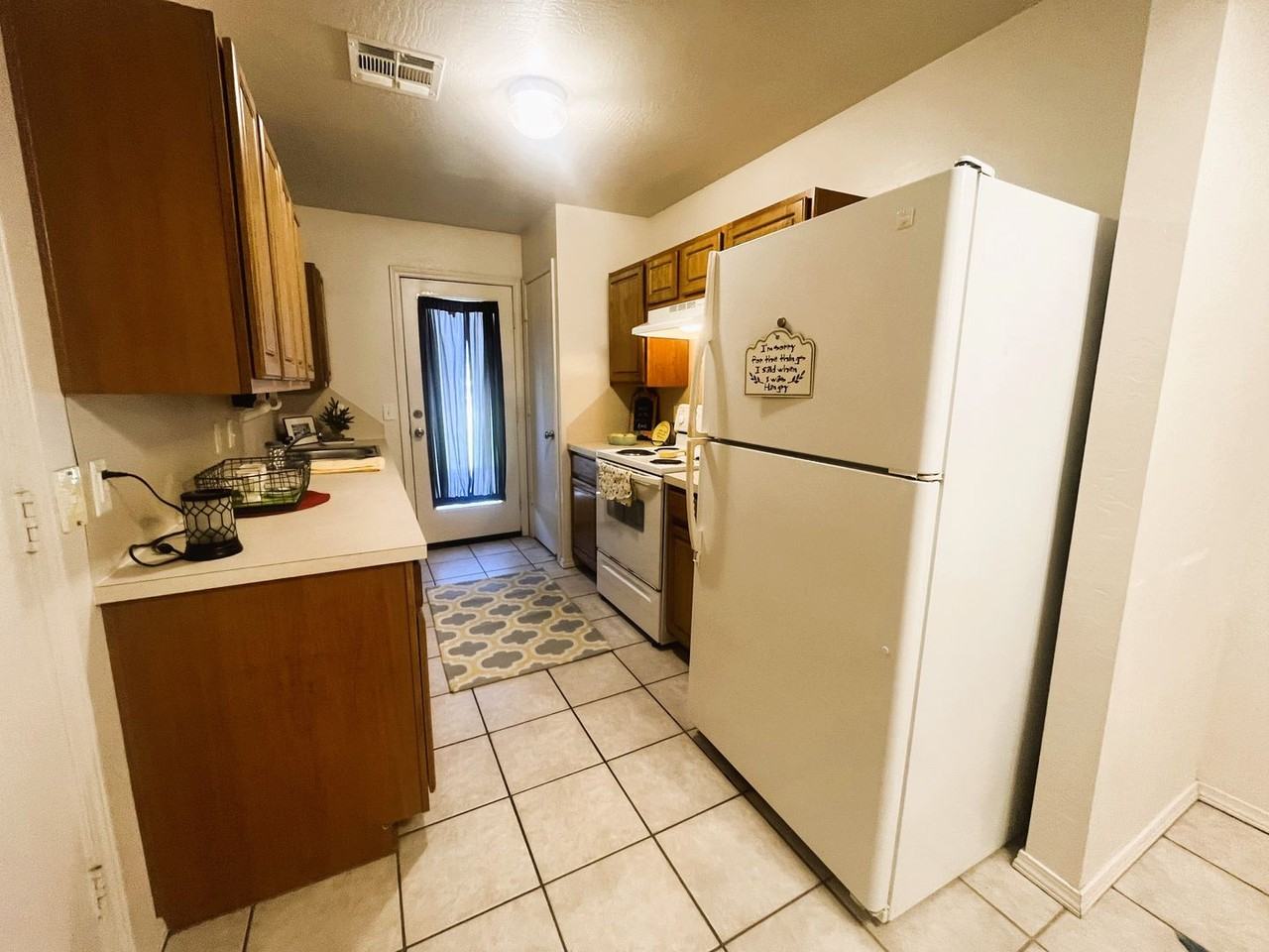 9200 Snowberry Dr - Photo 4 of 13