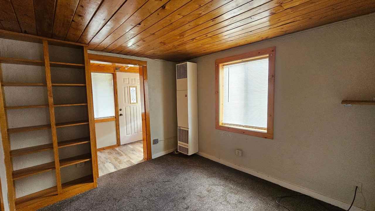 N1278 - Photo 2 of 9