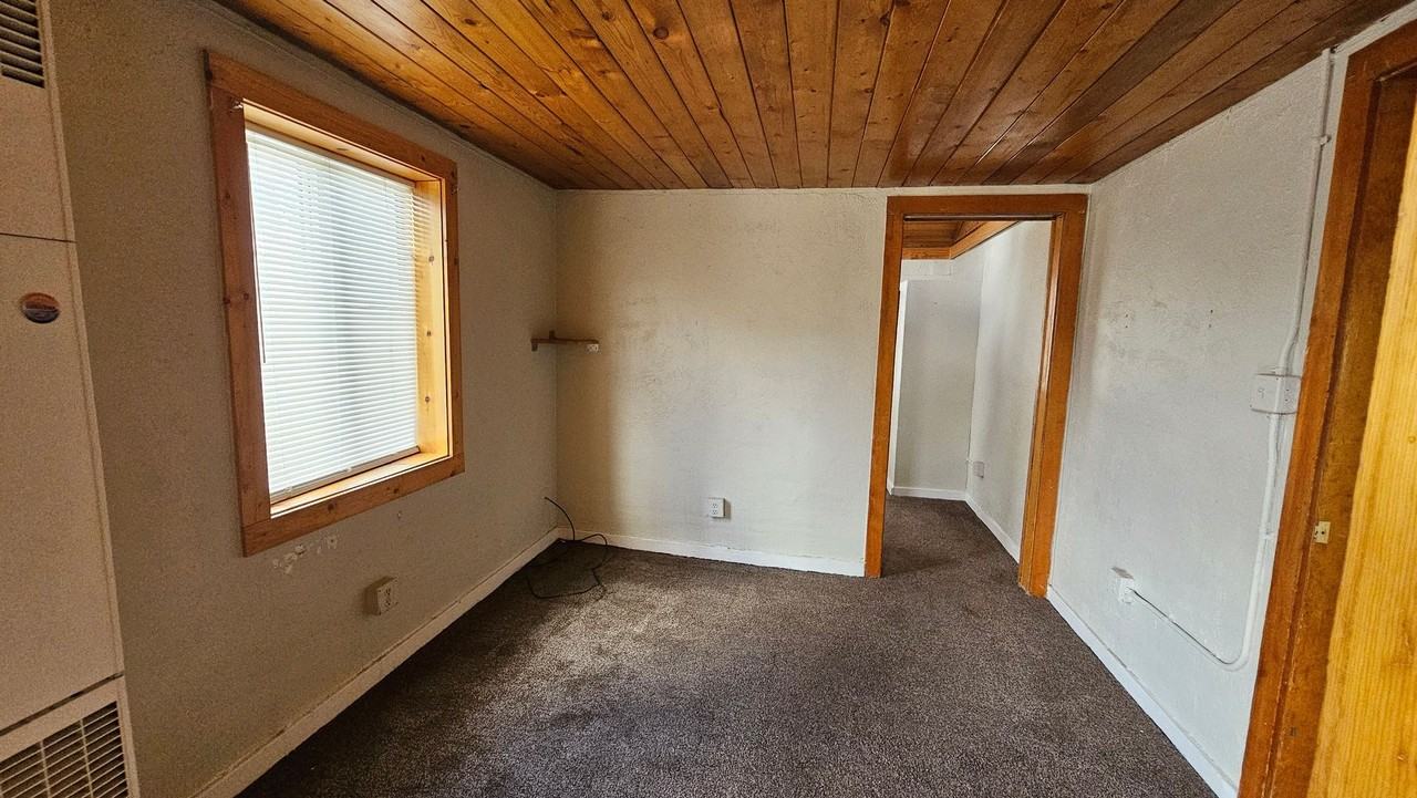 N1278 - Photo 3 of 9