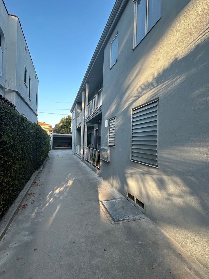 204 S Arnaz Drive Apts. - Photo 2 of 4