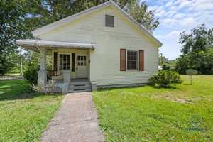 featured image of 1 E Wilkinson Ave