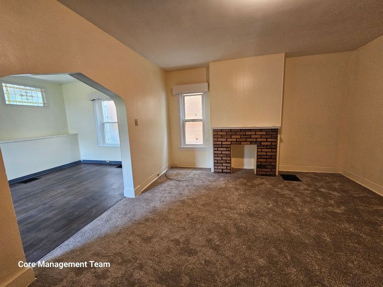 323 Reifert St - Photo 3 of 24