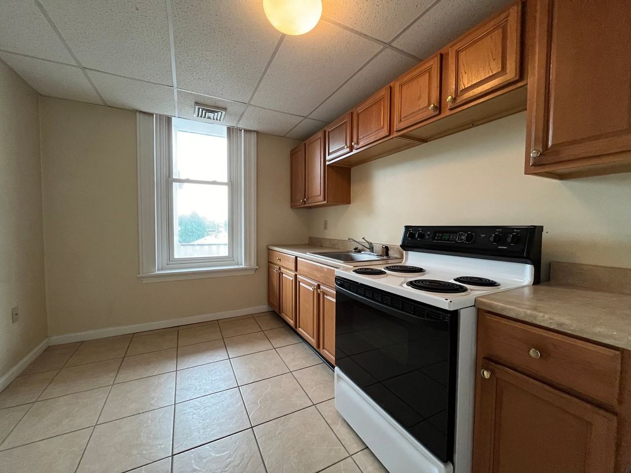 21 S Main Street - Photo 3 of 8