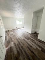 featured image of 1135 13th St Ne #4