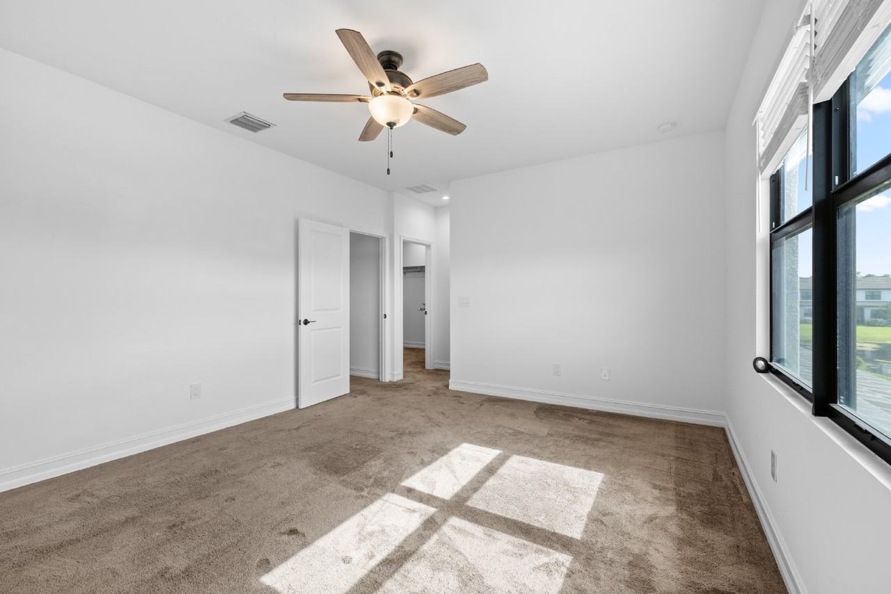 7548 Carnegie Way - Photo 5 of 23