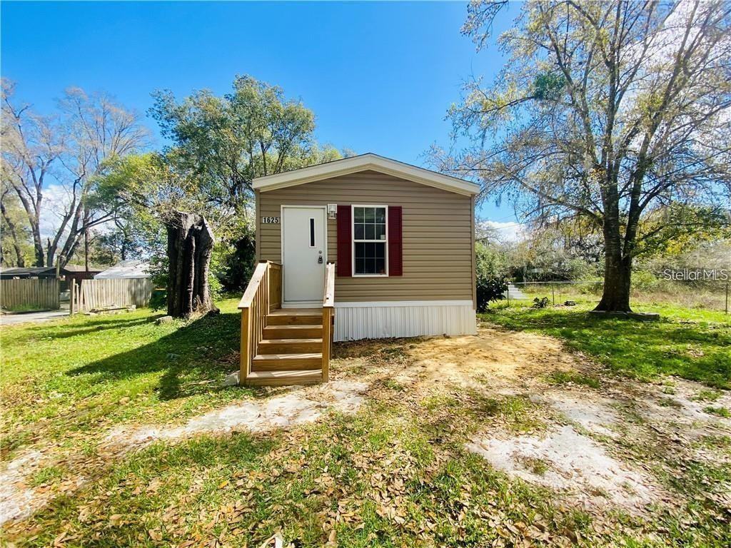 1621 Tangerine St - Photo 4 of 36