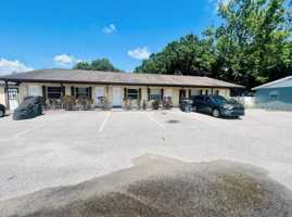 featured image of 991 Berkley Rd