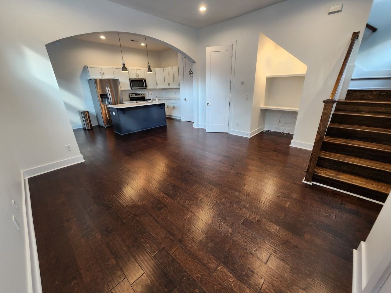 1018 40th Ave N #B - Photo 5 of 28