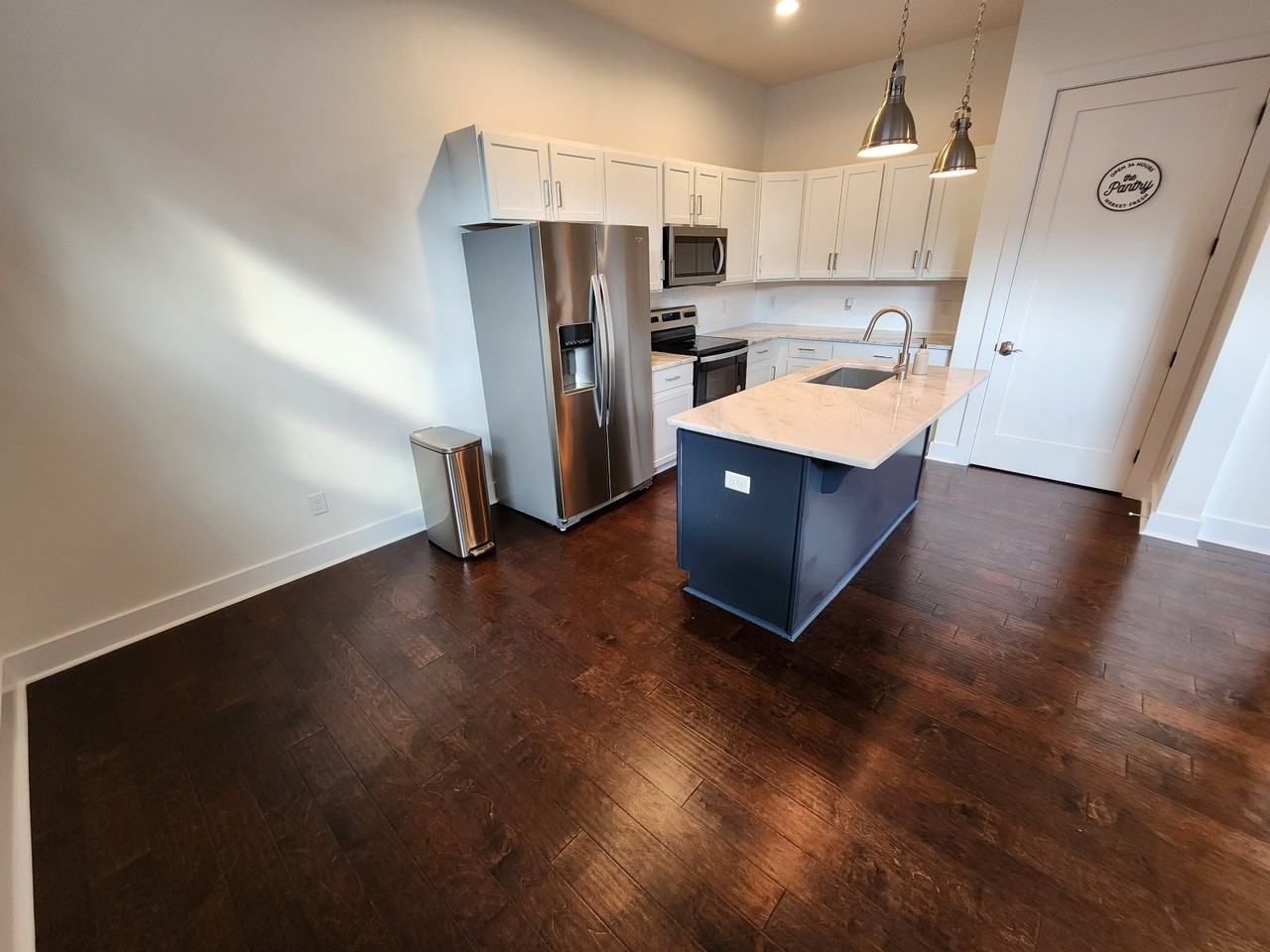 1018 40th Ave N #B - Photo 7 of 28