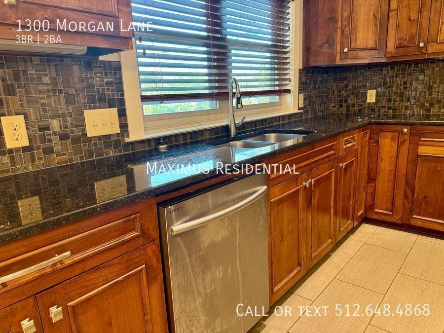 1300 Morgan Ln - Photo 7 of 19