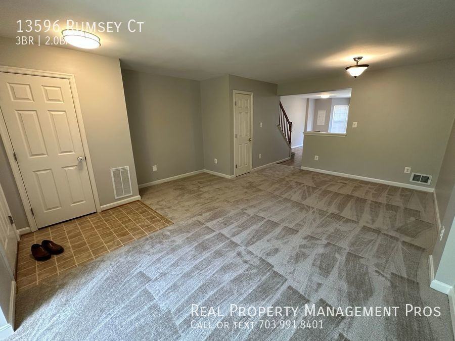 13596 Rumsey Ct - Photo 3 of 17