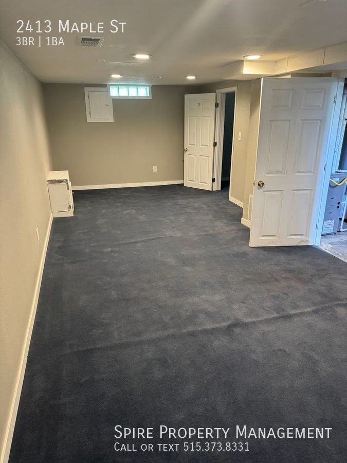 2413 Maple St - Photo 3 of 10