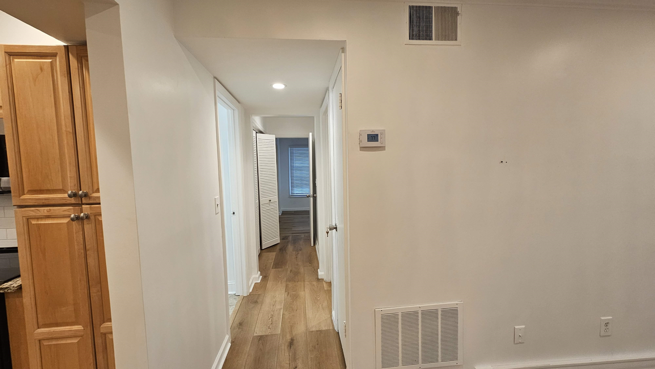 3107 Colonial Way #G - Photo 6 of 18