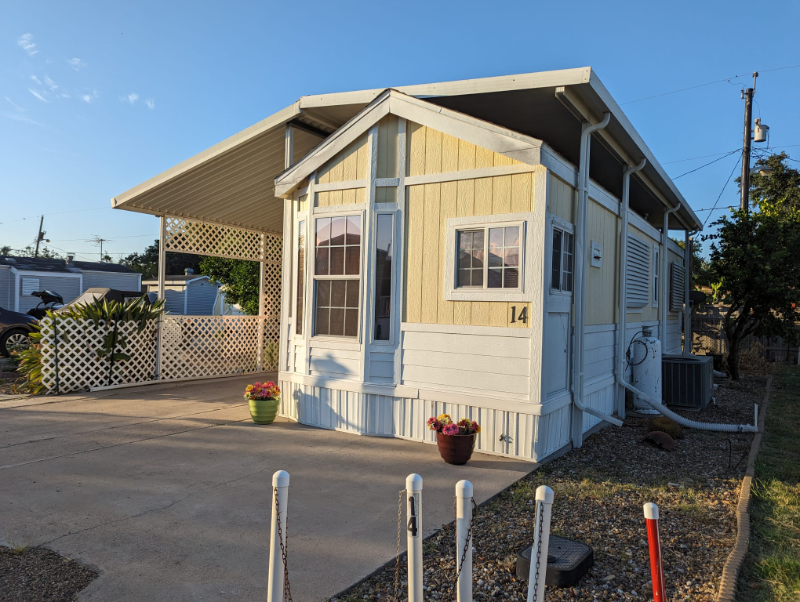 2240 S Bentsen Palm Dr #14 - Photo 2 of 16