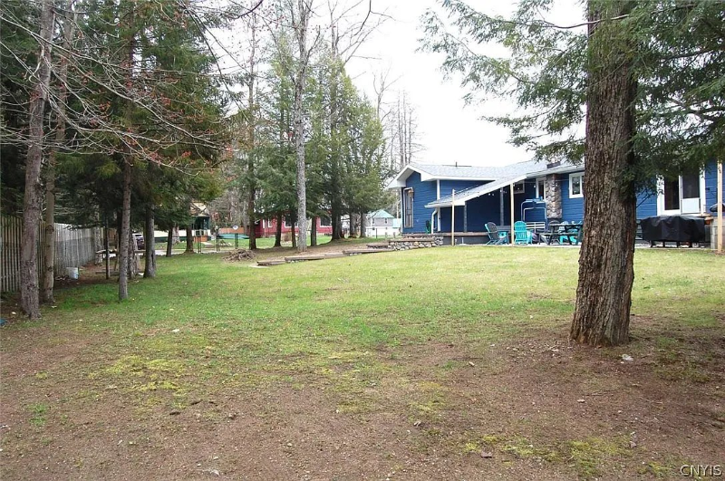 141 Garmon Ave - Photo 2 of 19