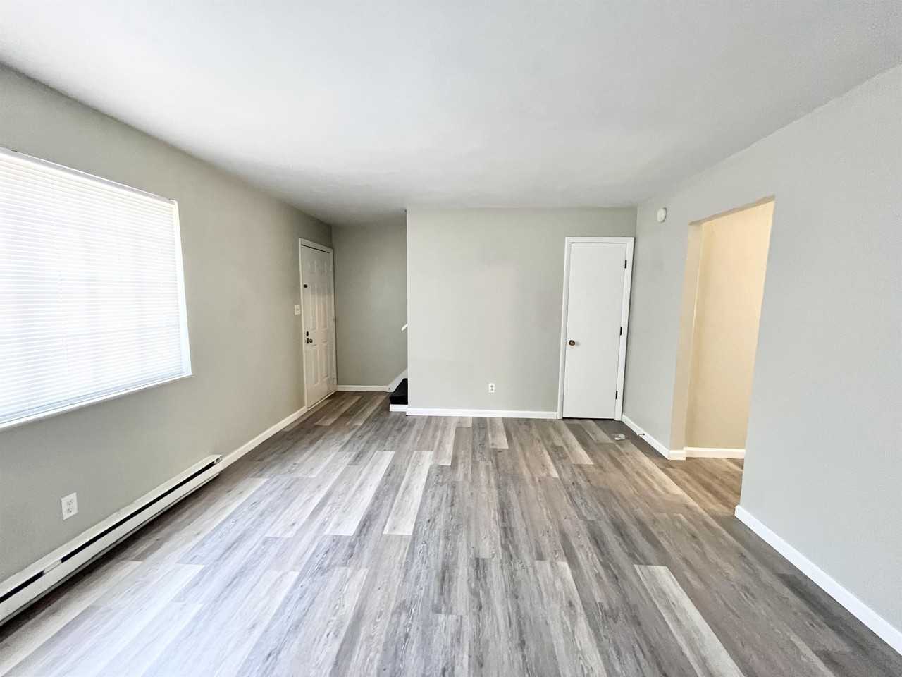 2300 Shadyside Road - Photo 3 of 20