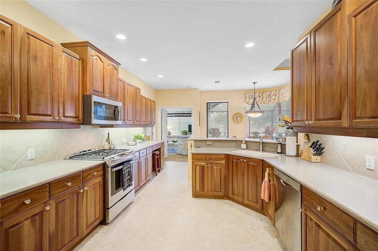 6218 Cormorant Court - Photo 6 of 22