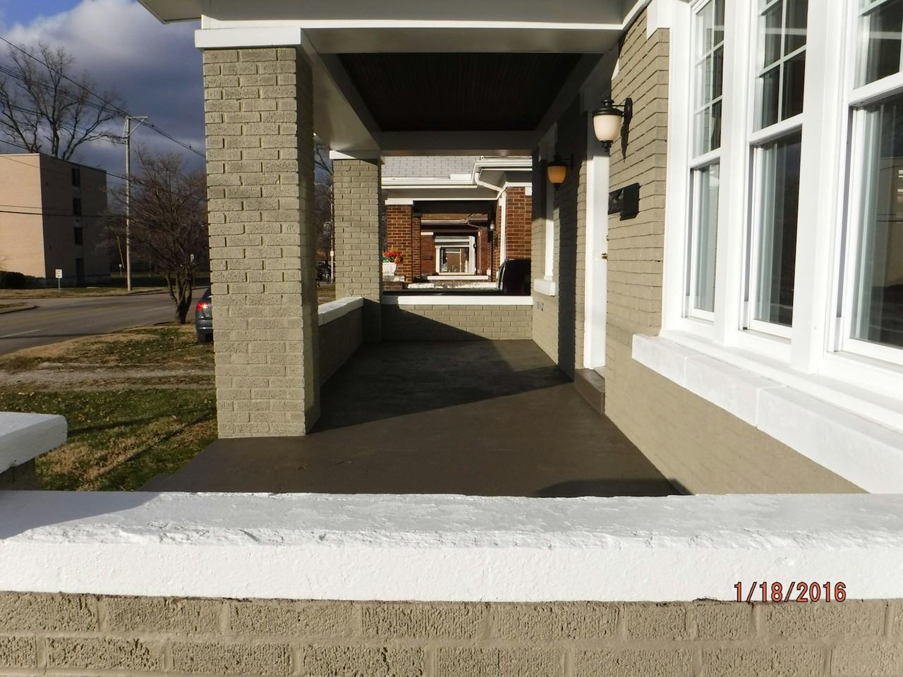 508 South Weinbach Avenue - Photo 3 of 22