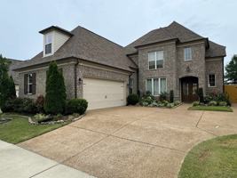 featured image of 4726 Emmas Cir E