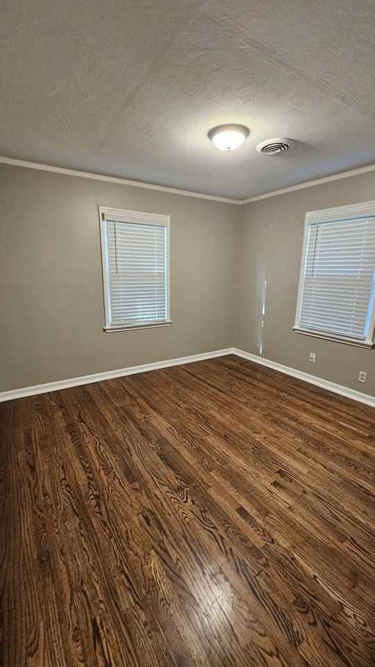 6854 Raleigh Lagrange Rd - Photo 3 of 10