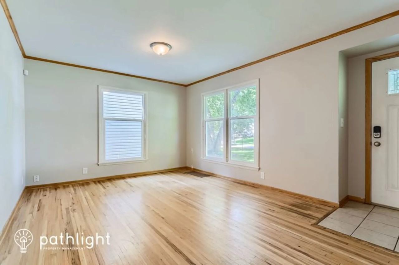 3033 Maryland Ave S - Photo 2 of 27