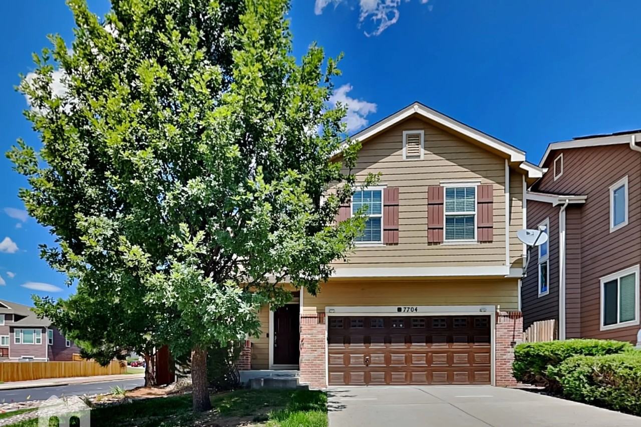 7704 Autumn Leaf Way