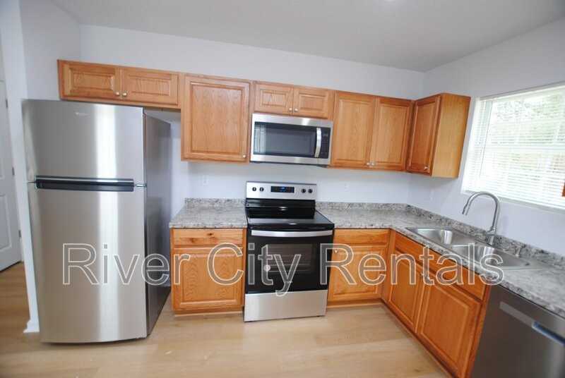 5747 Silver Sands Cir - Photo 2 of 23