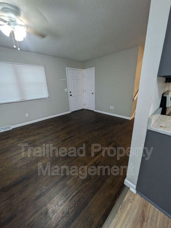 7316 Ne 46th St - Photo 2 of 13