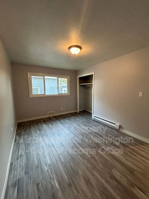 721 S Ainsworth Ave - Photo 5 of 14