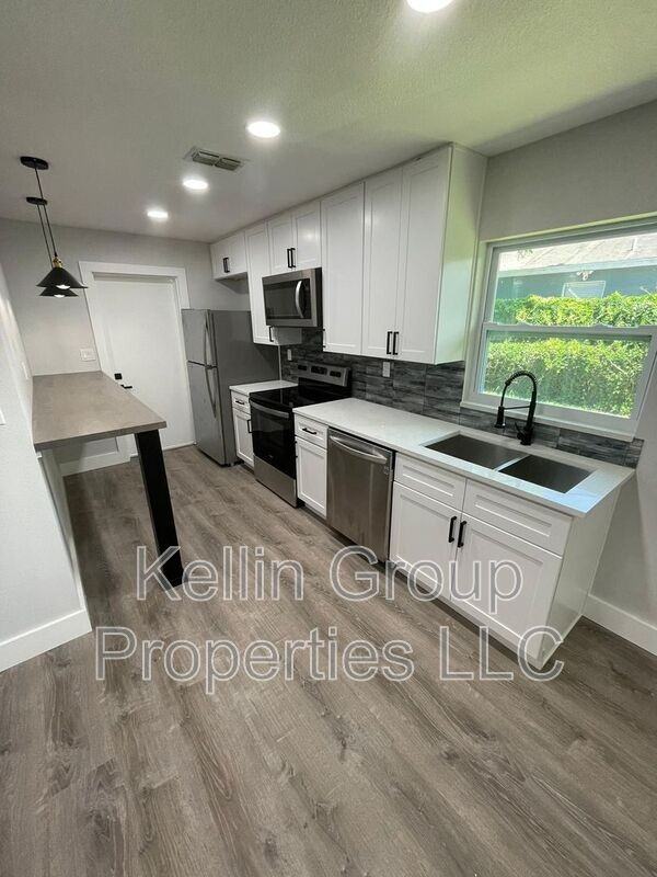 1509 Hartsell Ave - Photo 4 of 13