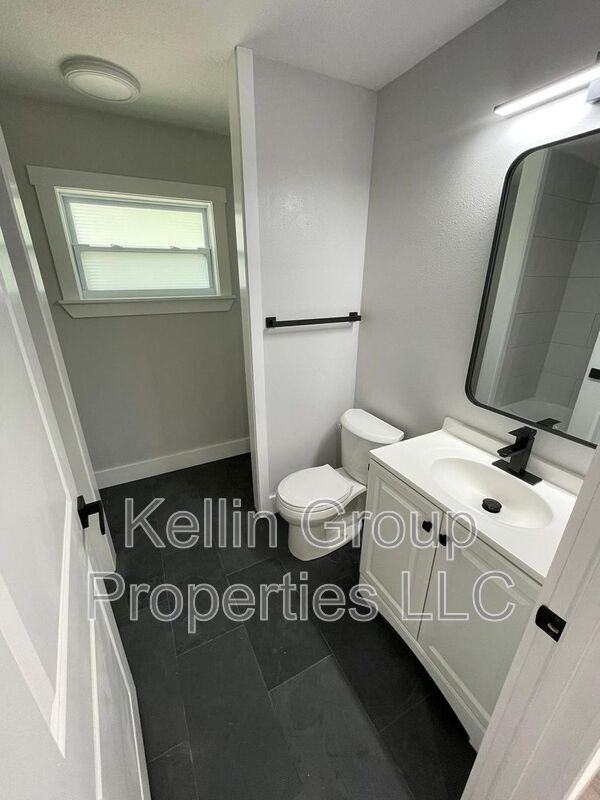 1509 Hartsell Ave - Photo 5 of 13