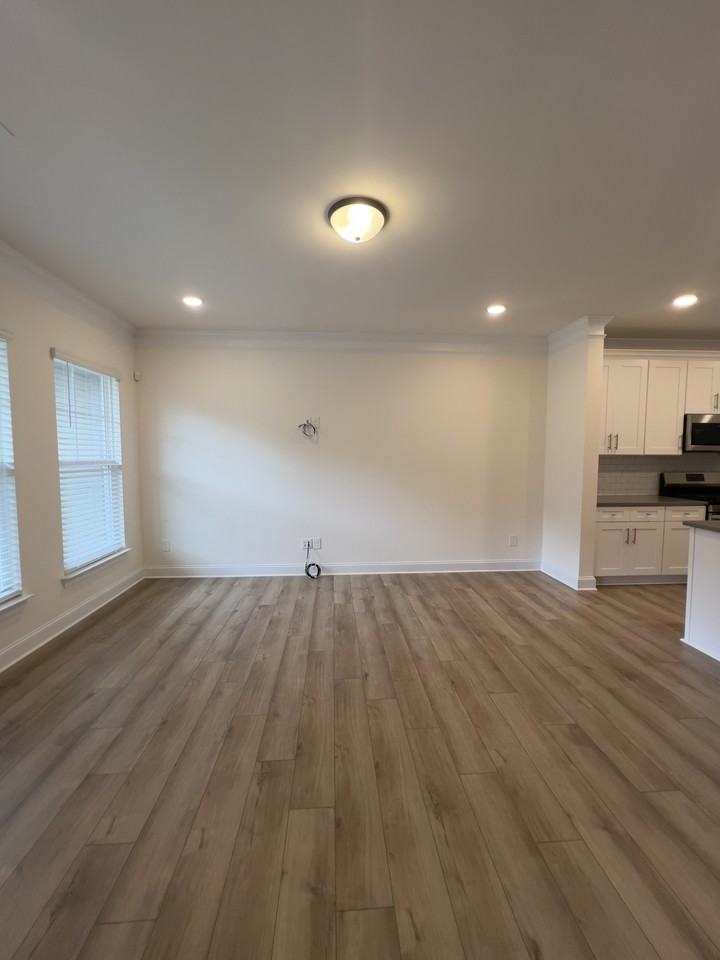 5634 Stafford Rd - Photo 3 of 24