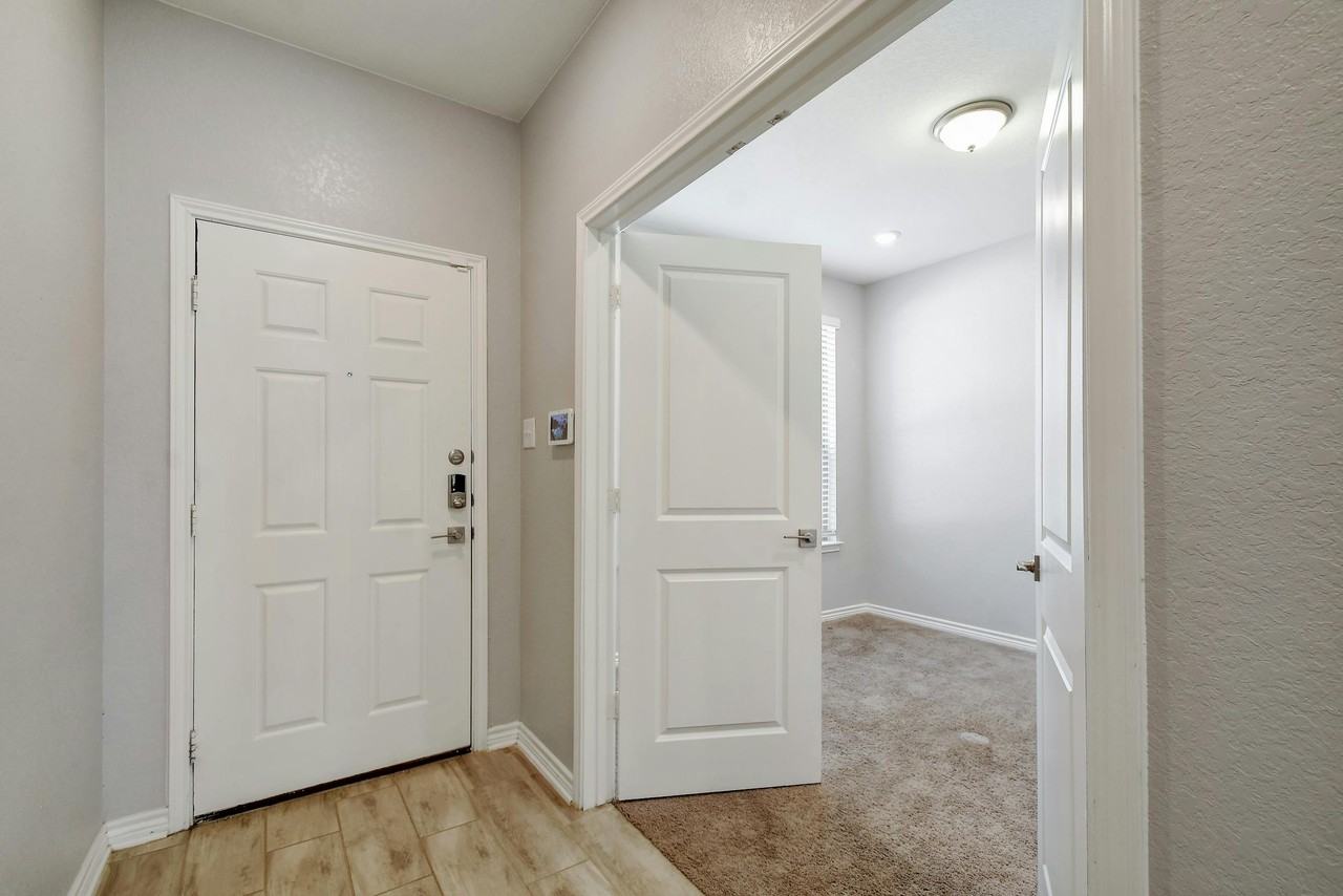 3736 Point Loma - Photo 3 of 30