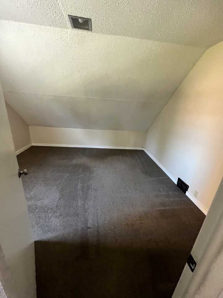 158 Weimar St - Photo 2 of 22