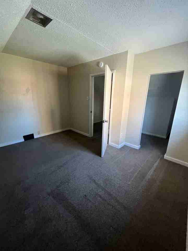 158 Weimar St - Photo 3 of 22