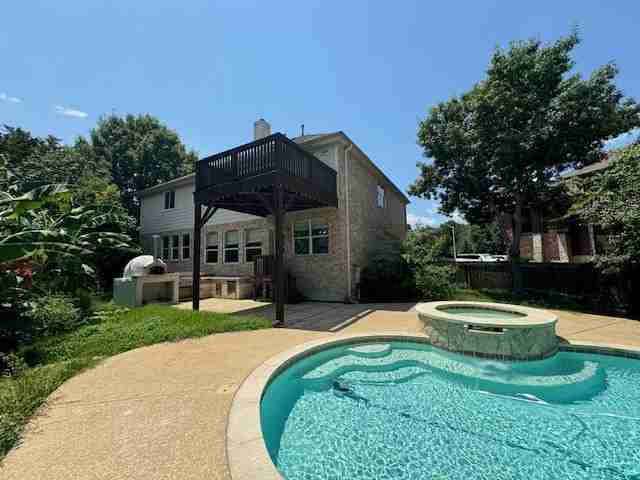 804 Darkwoods Ct - Photo 5 of 17