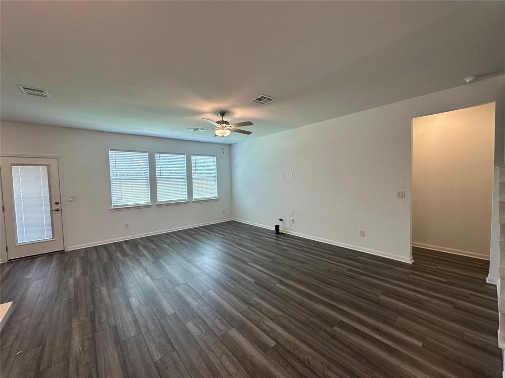 112 Diorite Dr - Photo 5 of 20