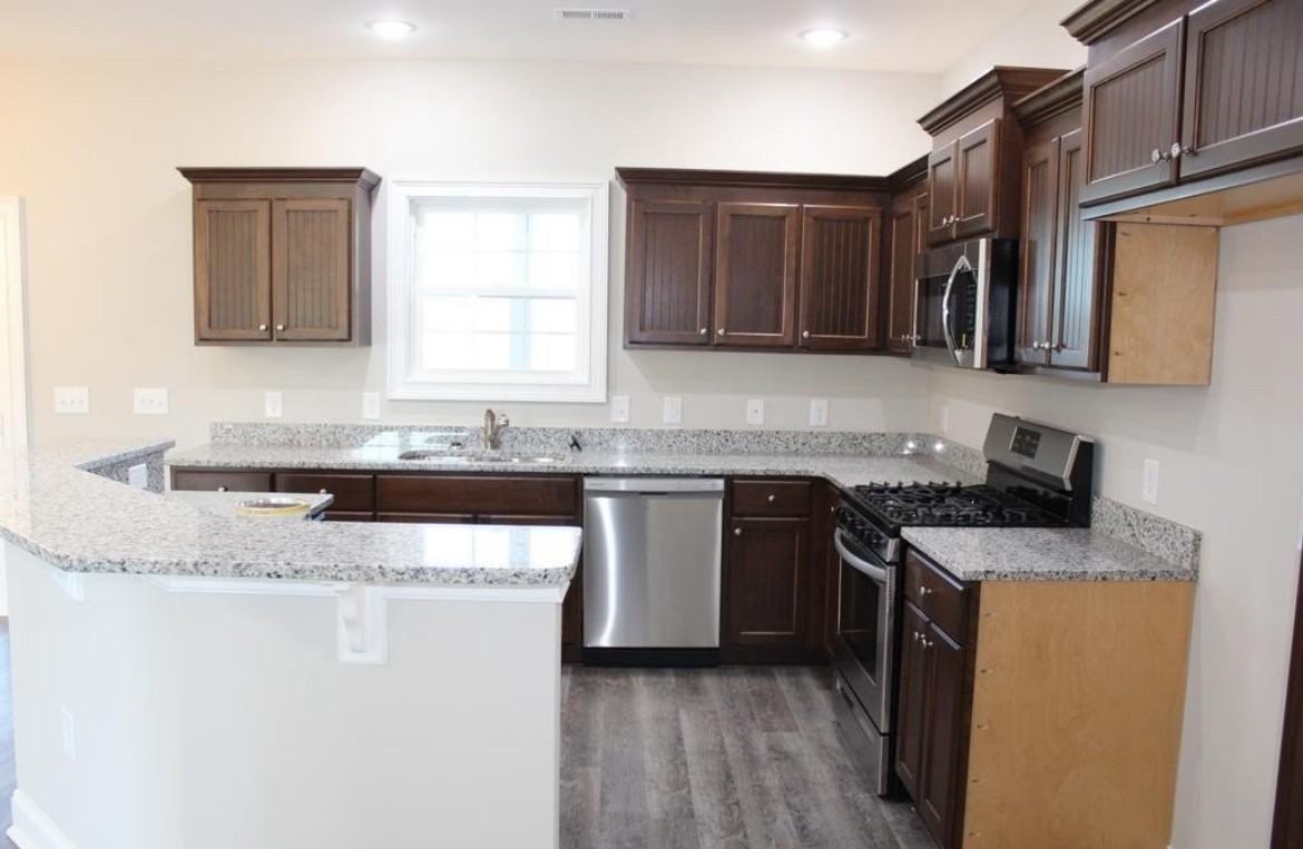 2542 West Shore Drive - Photo 6 of 19