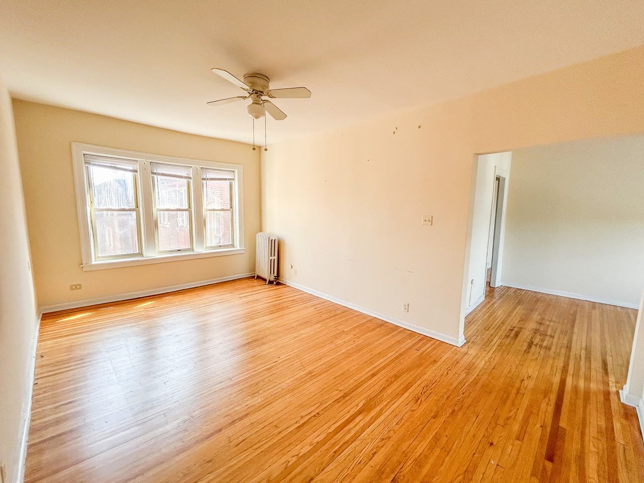 6655 N Ashland Ave #G - Photo 3 of 9