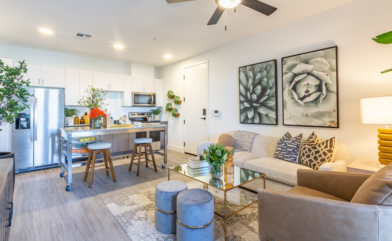 The Isabella - Photo 3 of 35