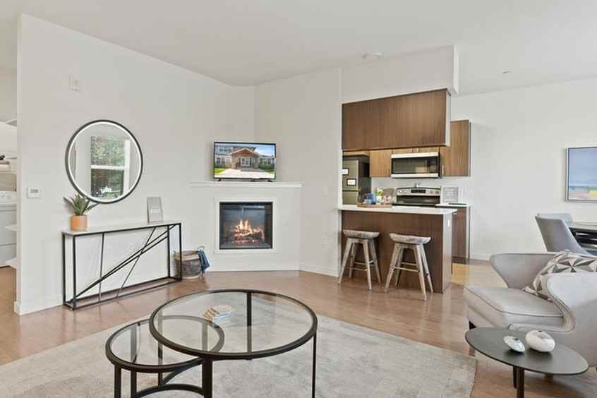 Acero West Salem - Photo 4 of 37