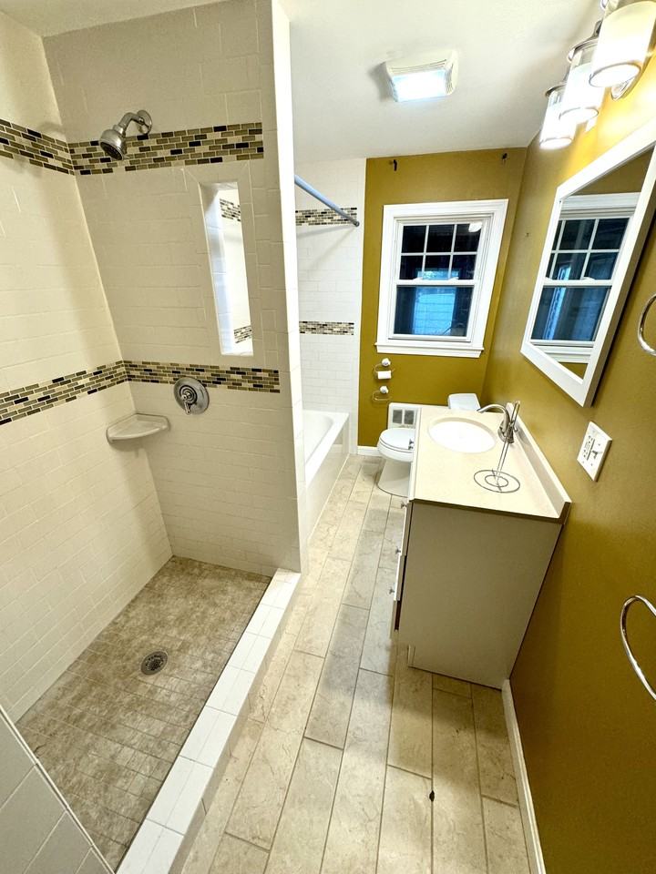 22 Lambert Rd #22 - Photo 4 of 8