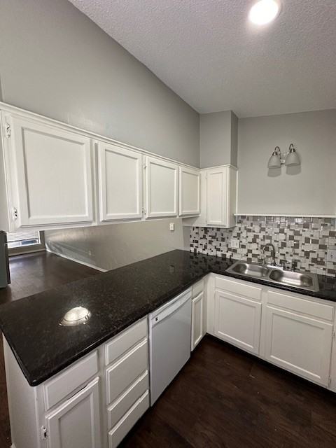 6412 Lyrewood Terrace - Photo 6 of 18