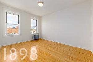 featured image of 38-05 Crescent Street #5L