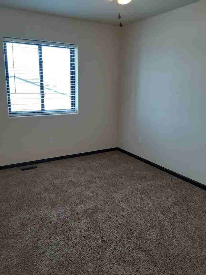 581 225th St #9 - Photo 5 of 21