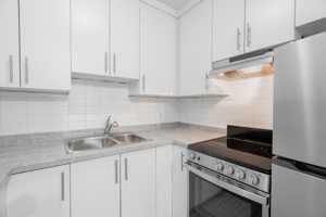 featured image of 1461 Rue Du Collège