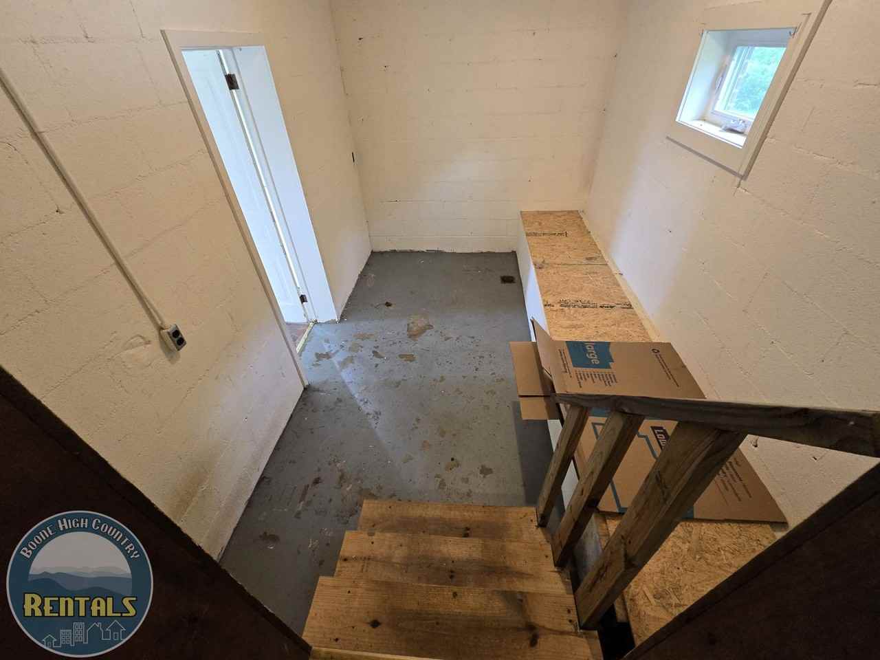 1820 Bamboo Rd - Photo 2 of 17