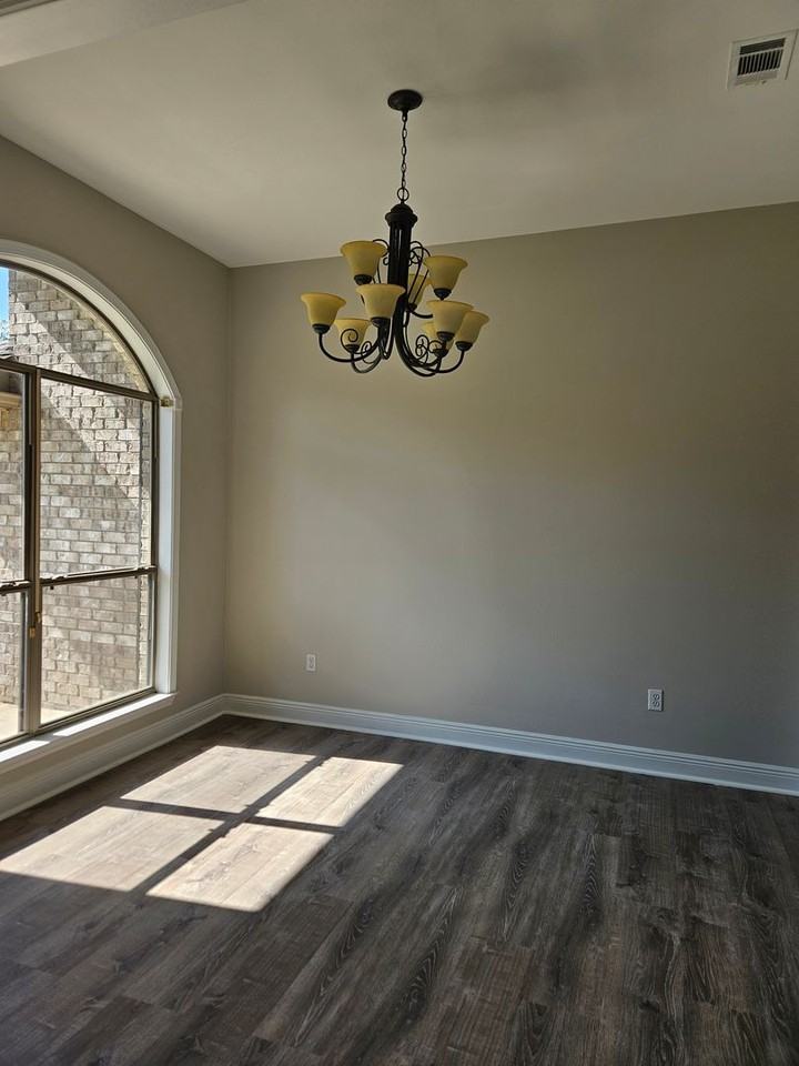 17270 Coventry Estates Blvd - Photo 2 of 32