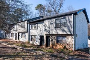 featured image of 2721 White Oak Dr #21